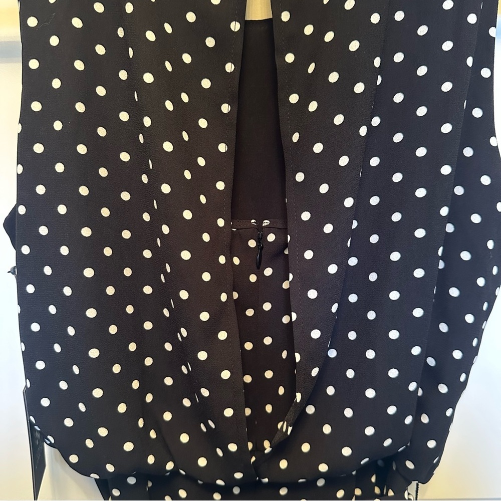 Vince Camuto Sleeveless Black and White Polka Dot Jumpsuit, Size 6, NWT - Picture 3 of 6